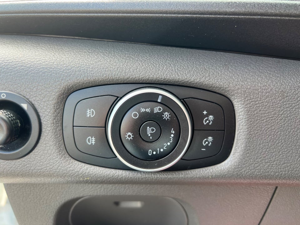 Ford Transit 350 L2 Van 2,0 TDCi 130 Trend H2 FWD