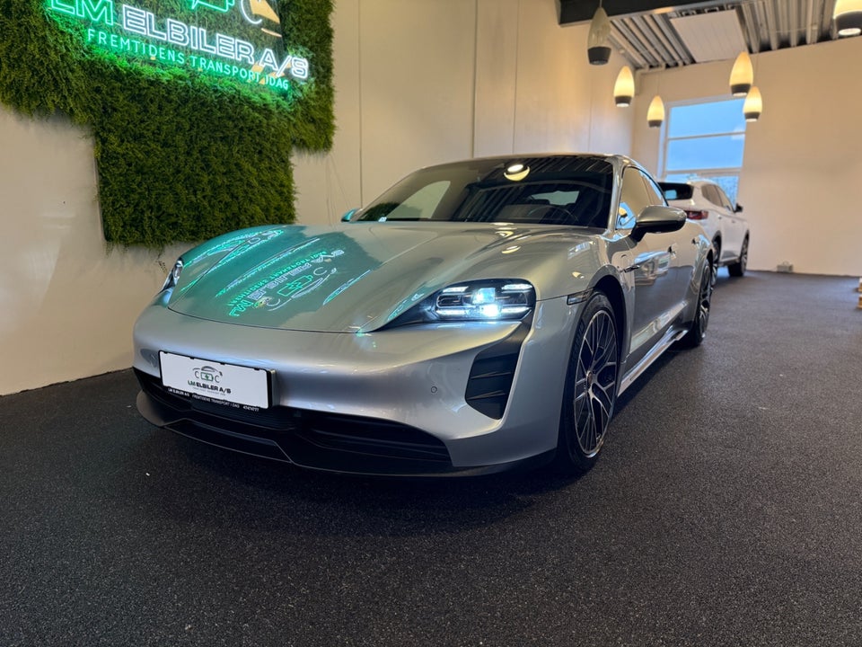 Porsche Taycan 4S Performance+ 4d