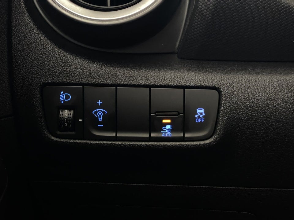 Hyundai Kona 39 EV Pure 5d