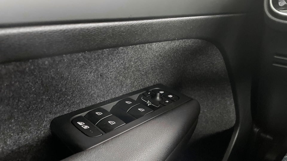 Volvo EC40 Extended Range Core 5d