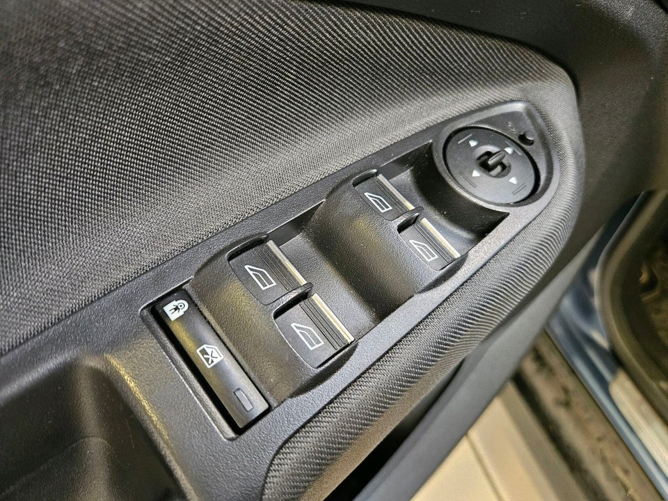 Ford C-MAX 1,0 SCTi 125 Titanium+ 5d