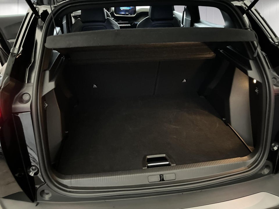 Peugeot e-2008 54 GT 5d