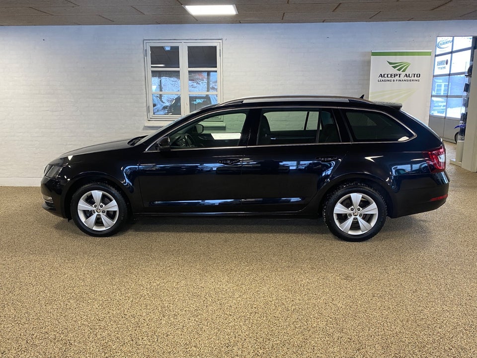 Skoda Octavia 1,6 TDi 115 Style Combi DSG 5d