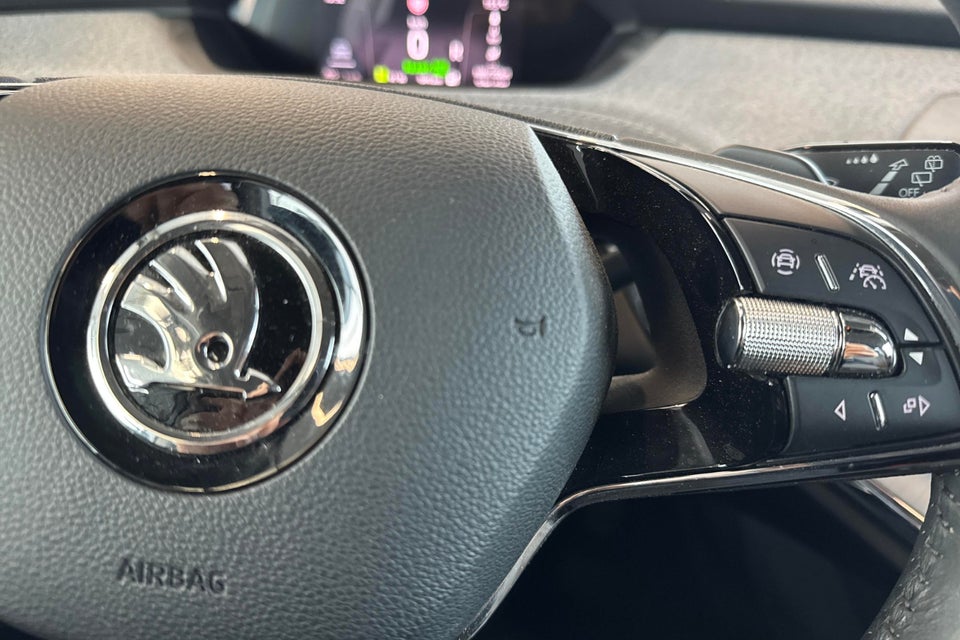 Skoda Enyaq 80 iV Loft 5d