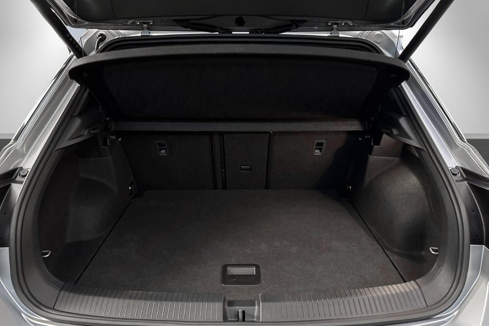 VW T-Roc 1,5 TSi 150 R-line DSG 5d