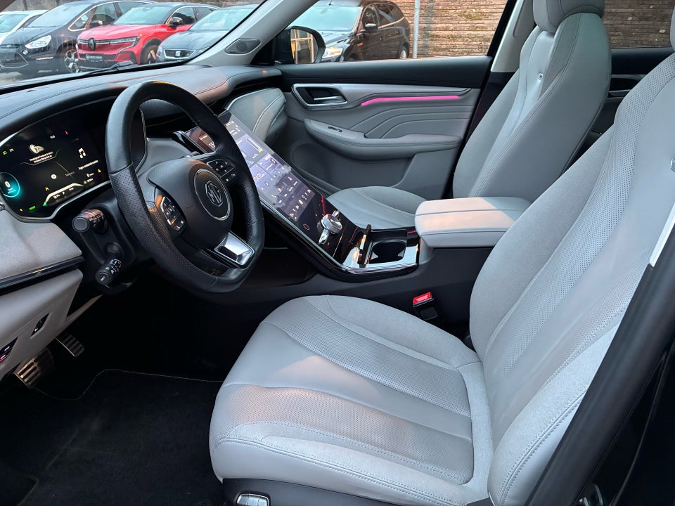 MG Marvel R Performance 5d