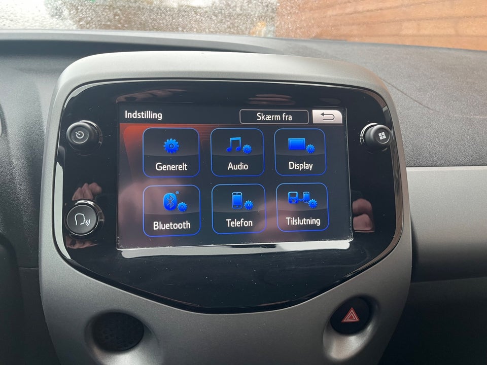 Toyota Aygo 1,0 VVT-i x-press 5d