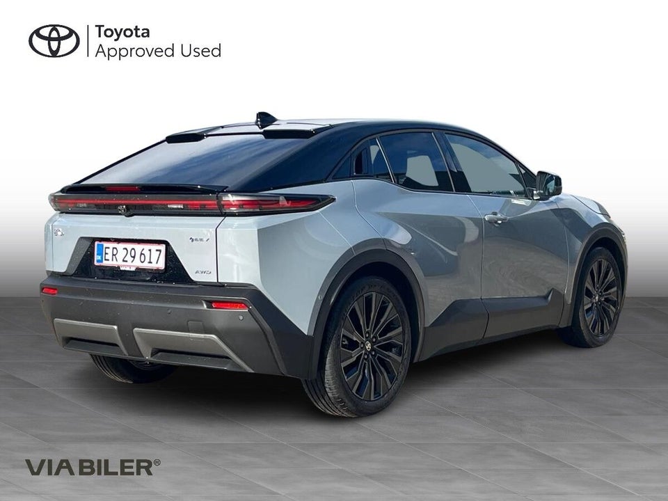 Toyota C-HR+ 77 Executive AWD 5d