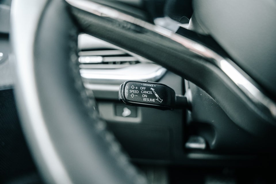 Skoda Enyaq 60 iV Clever Loft 5d