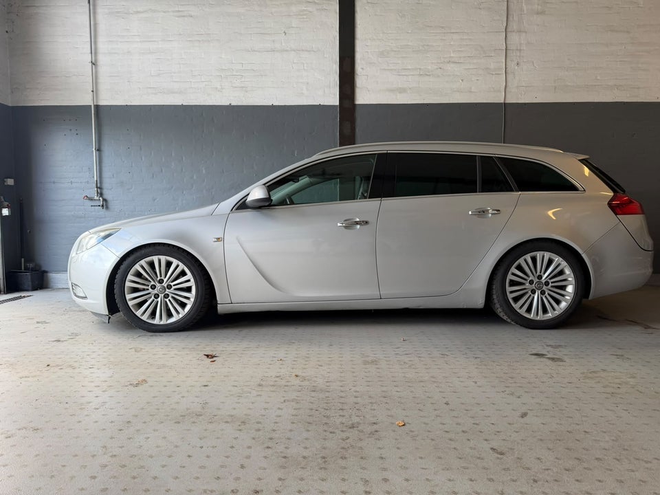 Opel Insignia 2,0 CDTi 160 Cosmo Sports Tourer eco 5d