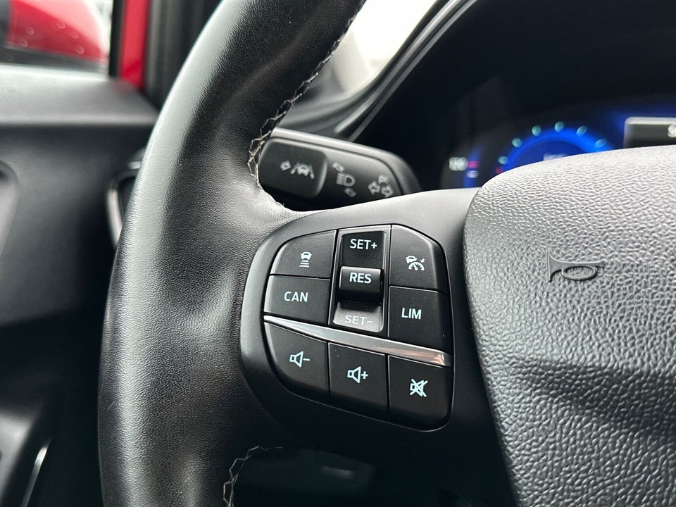 Ford Puma 1,0 EcoBoost mHEV Titanium 5d