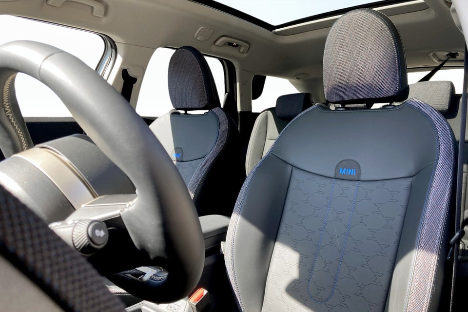MINI Countryman SE Classic Trim M ALL4 5d