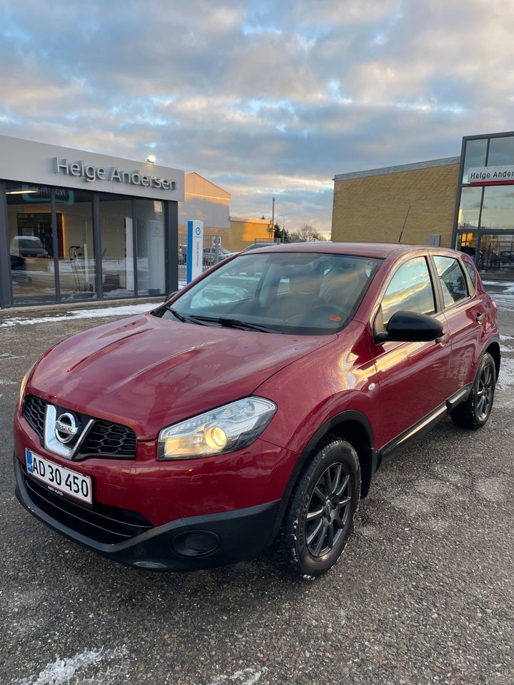 Nissan Qashqai 1,6 Visia 5d