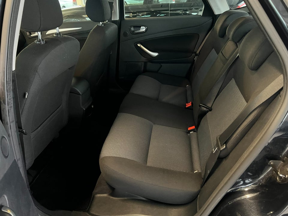 Ford Mondeo 1,6 Ti-VCT 125 Trend 4d