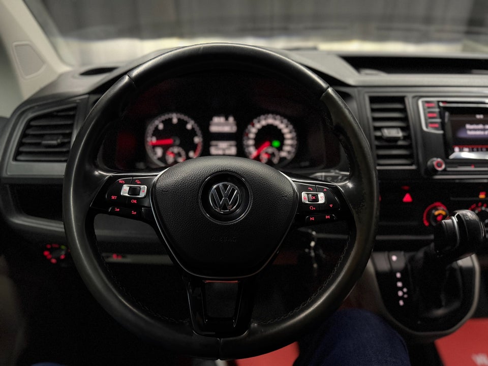 VW Transporter 2,0 TDi 150 Kassevogn DSG lang