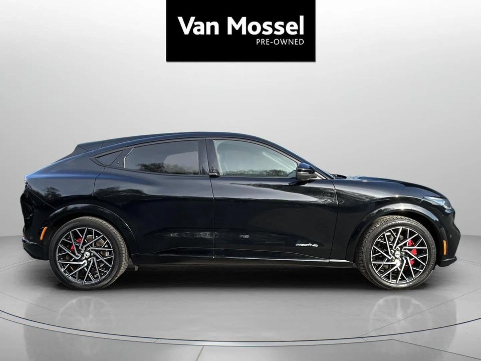 Ford Mustang Mach-E 75 Standard Range AWD 5d