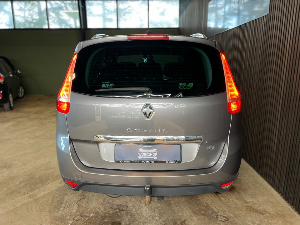 Renault Grand Scenic III 1,6 dCi 130 Dynamique 5d