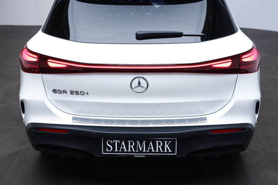 Mercedes EQA250+ AMG Advance 5d