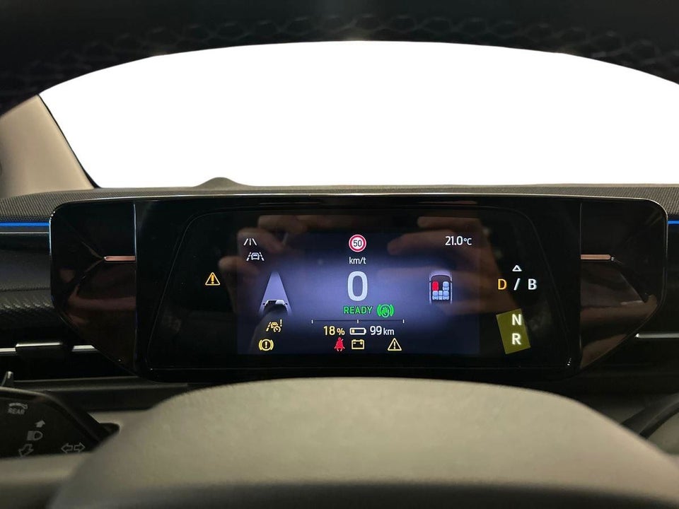 Ford Explorer 84 Premium Extended Range AWD 5d