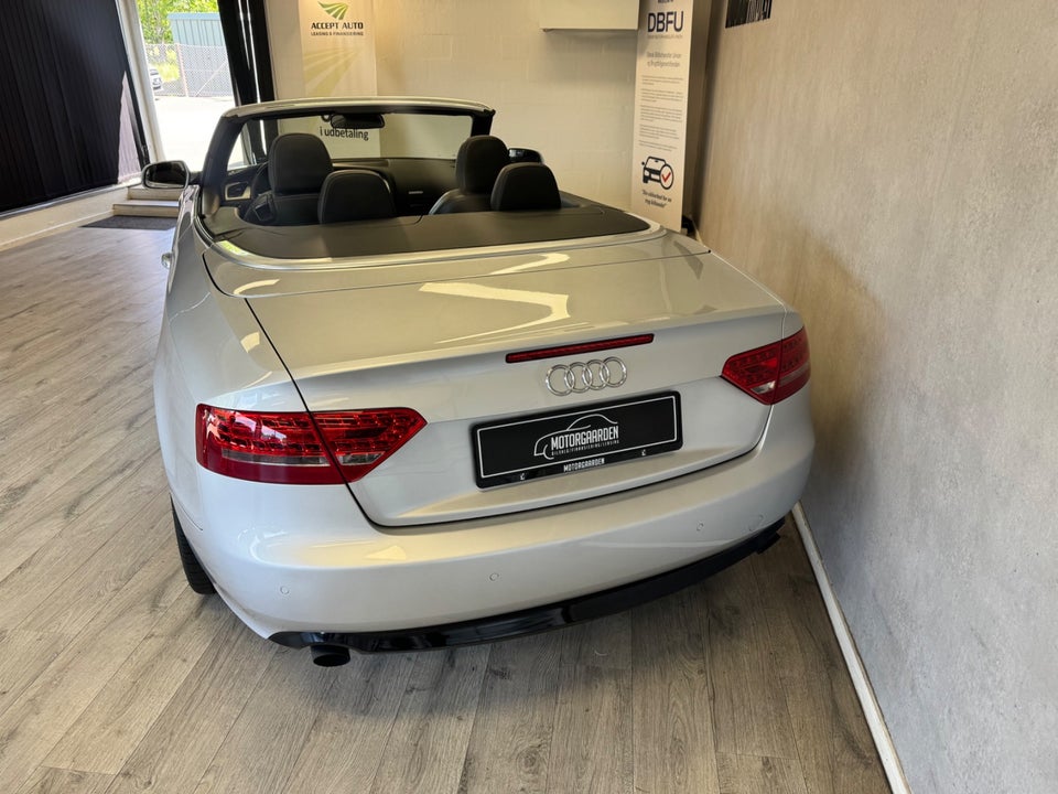 Audi A5 2,0 TFSi 211 Cabriolet quattro S-tr. 2d