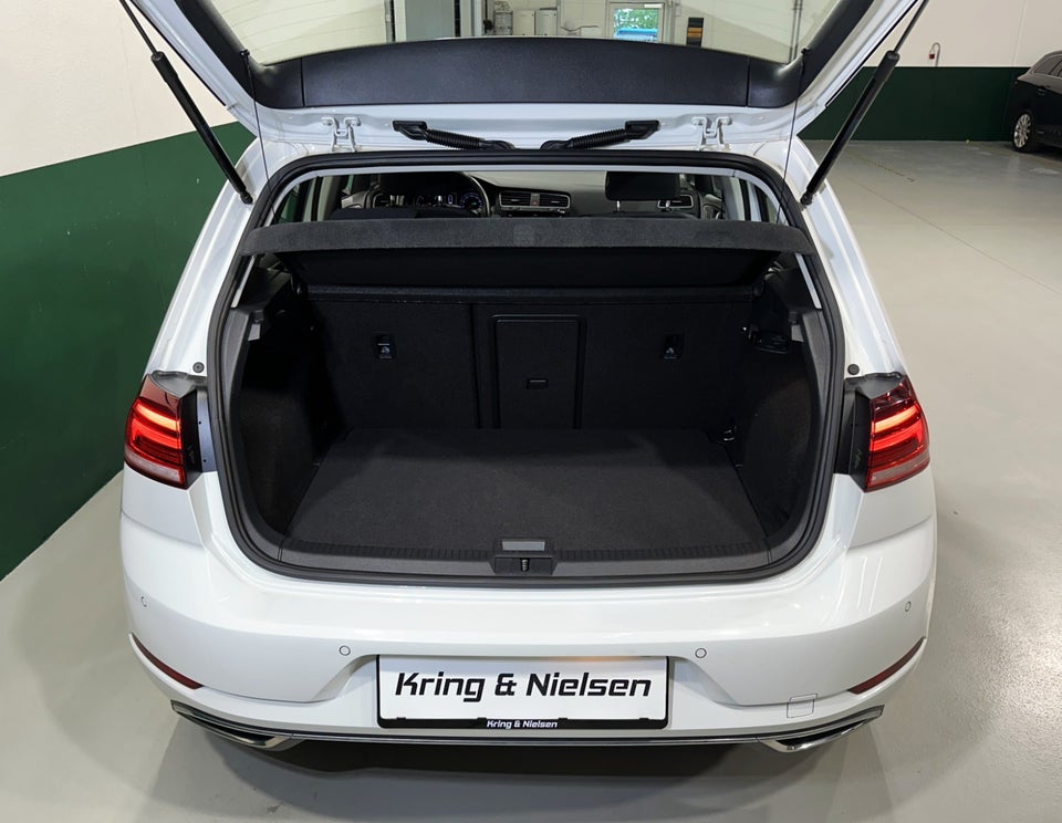 VW Golf VII 2,0 TDi 150 Comfortline DSG 5d