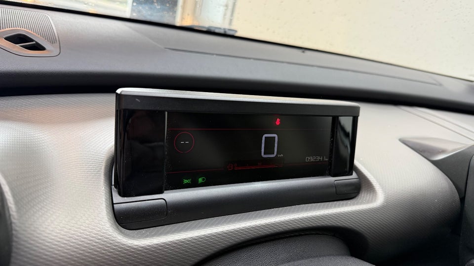 Citroën C4 Cactus 1,2 PureTech 110 SkyLine 5d