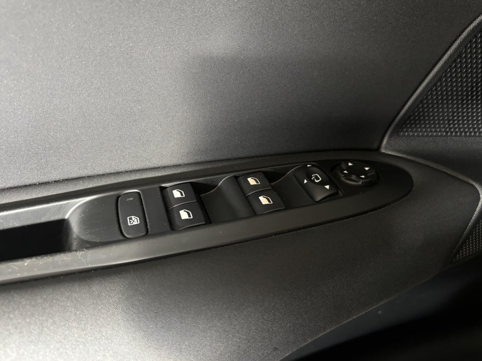 Citroën C4 1,2 PureTech 130 Exclusive 5d
