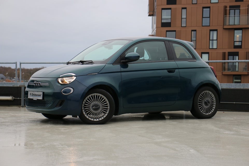 Fiat 500e 42 Icon 3d