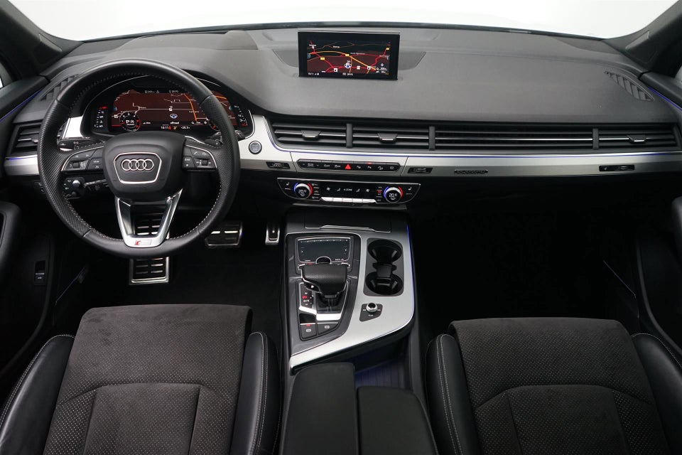 Audi Q7 50 TDi S-line quattro Tiptr. 7prs 5d