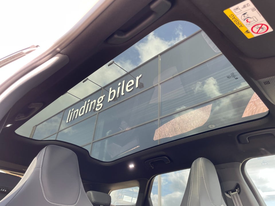 Ford Explorer 84 Premium Extended Range AWD 5d