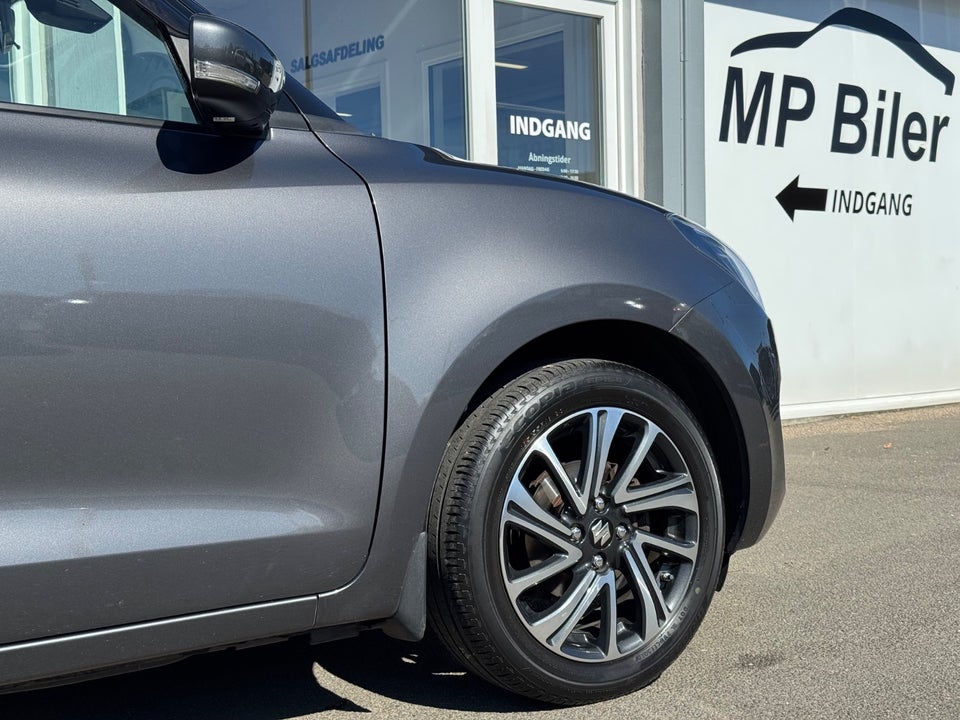 Suzuki Swift 1,2 mHybrid Exclusive CVT 5d