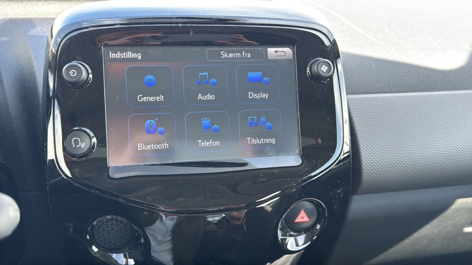 Peugeot 108 1,0 e-VTi 72 Allure+ 5d