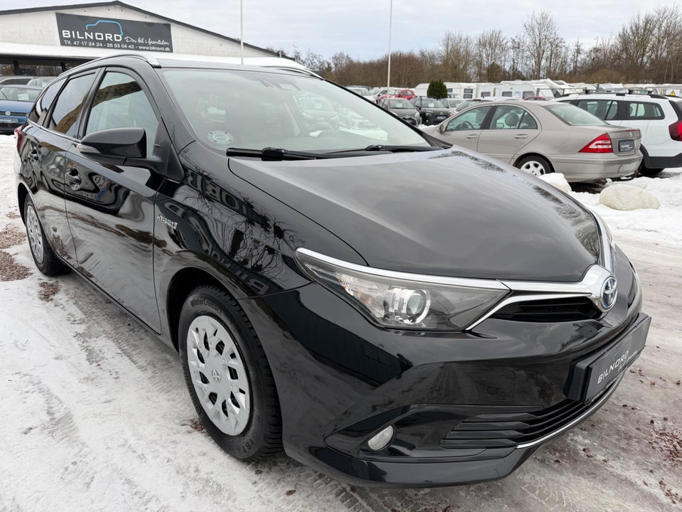 Toyota Auris 1,8 Hybrid H2 Comfort Touring Sports CVT 5d