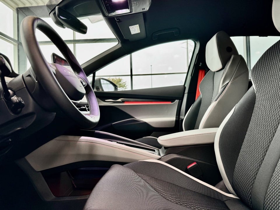 Skoda Elroq 85 iV Lodge Maxx 5d