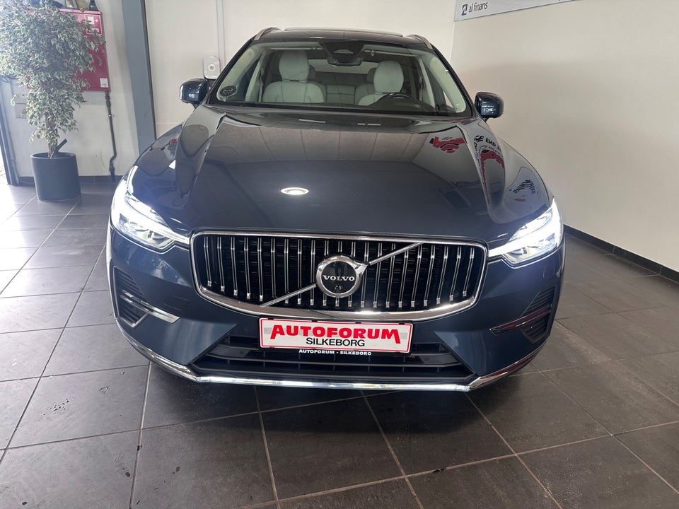 Volvo XC60 2,0 T6 ReCharge Inscription aut. AWD 5d