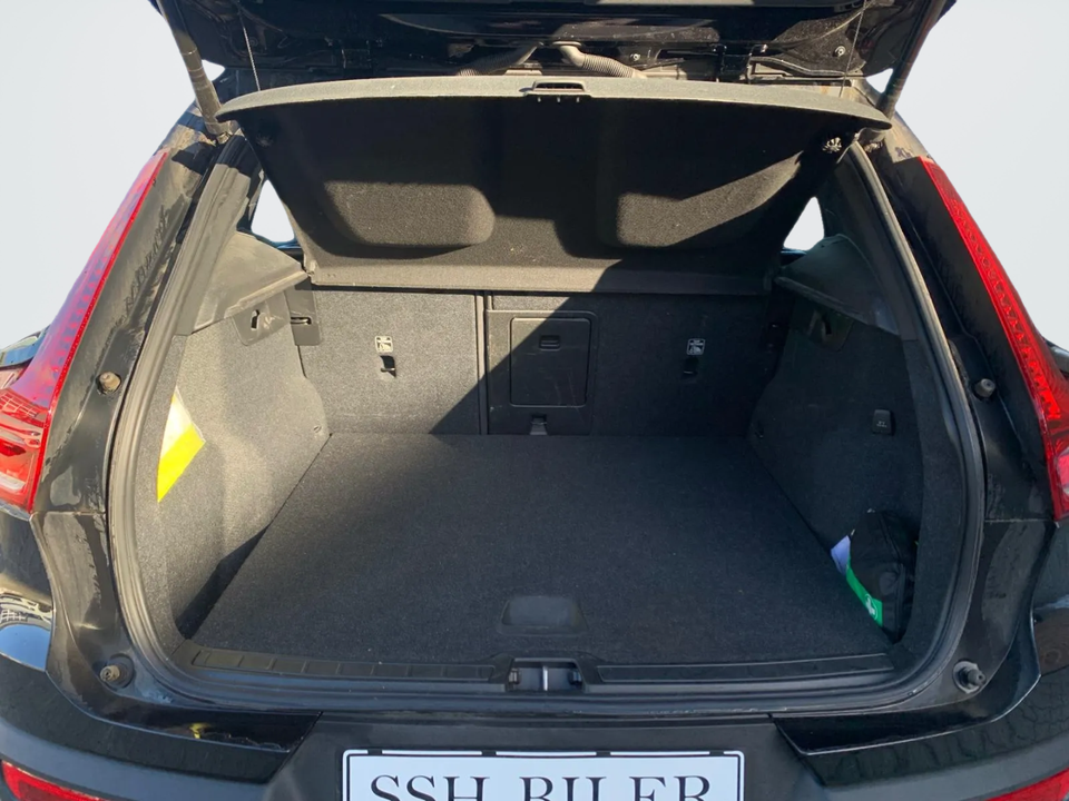 Volvo XC40 P8 ReCharge Twin R-Design 5d