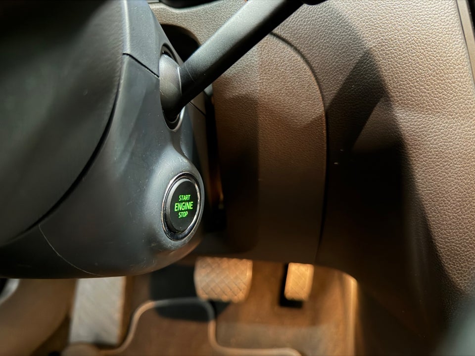 Skoda Octavia 2,0 TDi 150 Laurin & Klement Combi DSG 5d