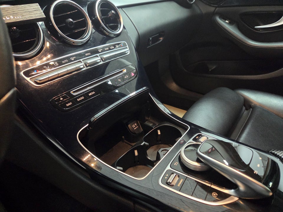 Mercedes C200 2,0 Avantgarde stc. aut. 5d