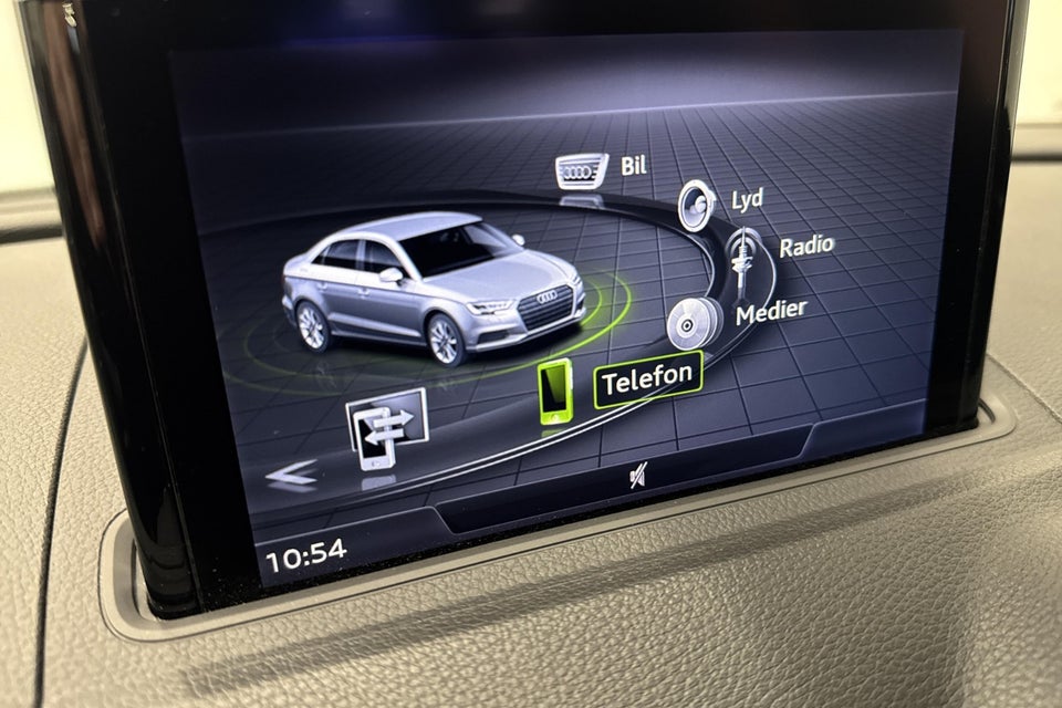 Audi A3 35 TFSi Sport Limited S-tr. 4d