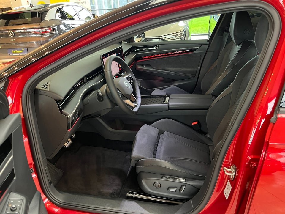 VW ID.7 77 Style+ Tourer 5d