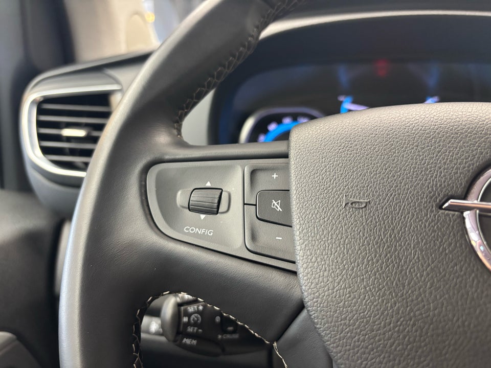 Opel Zafira-e Life 75 L2 Shuttle