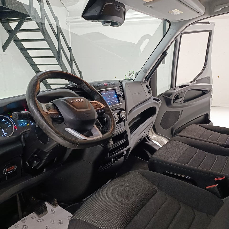 Iveco Daily 3,0 35S21 12m³ Van AG8