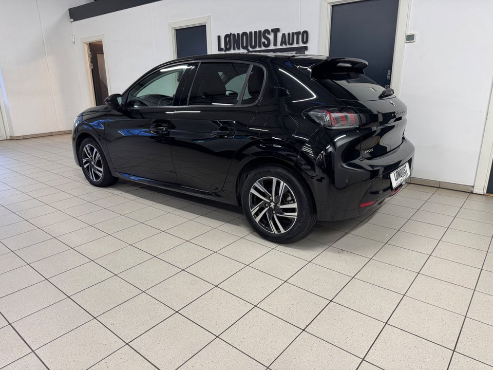 Peugeot 208 1,2 PureTech 100 Allure Sky 5d