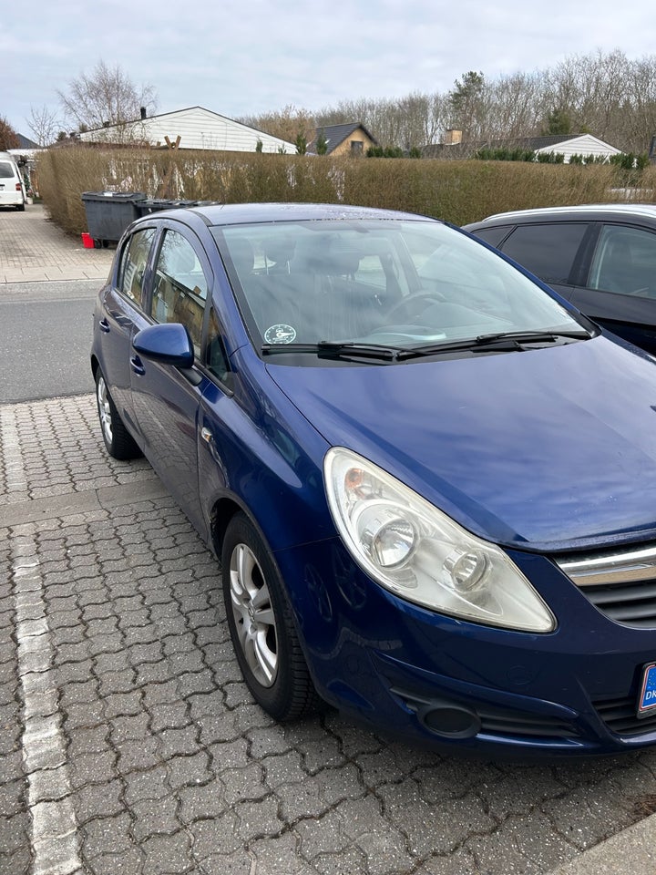Opel Corsa 1,2 16V Enjoy 5d