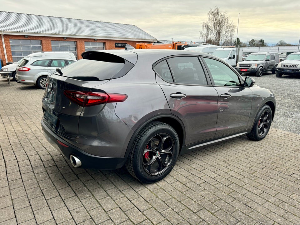 Alfa Romeo Stelvio 2,2 JTD 210 Super aut. Q4 5d