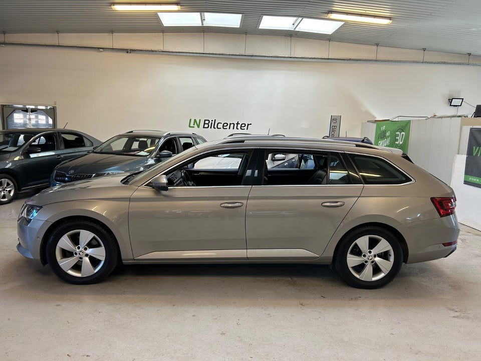 Skoda Superb 1,5 TSi 150 Business Executive Combi DSG 5d