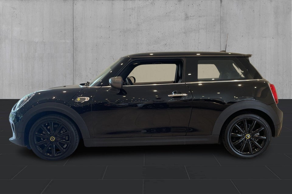 MINI Cooper SE Trim L 3d