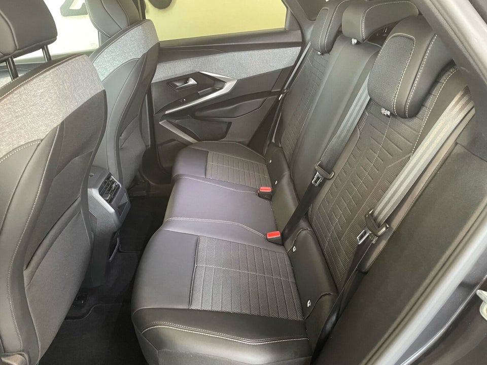 Peugeot e-3008 77 Allure 5d