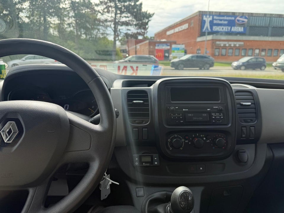 Renault Trafic T29 1,6 dCi 120 L2H2