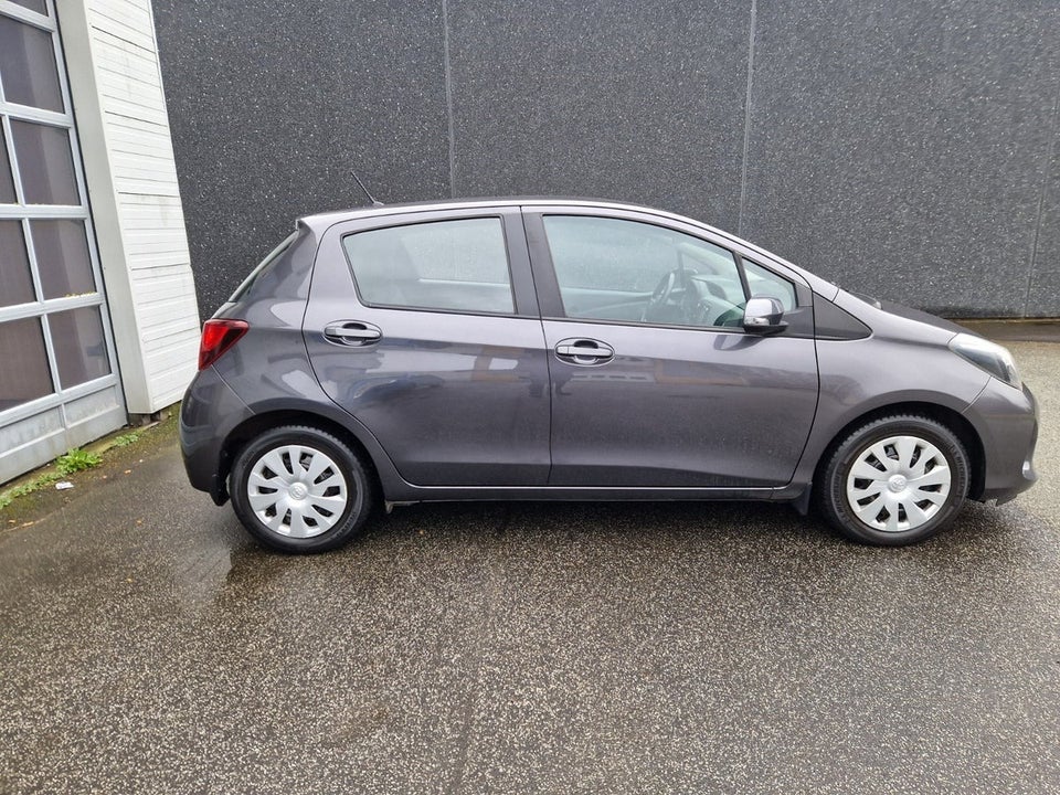 Toyota Yaris 1,4 D-4D T2 Touch 5d